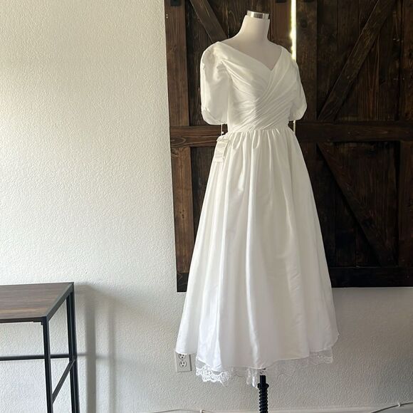 Classical A-Line V-Neck Short Sleeve Pleats Bohemain Lace Wedding  Dress - Picture 6 of 16